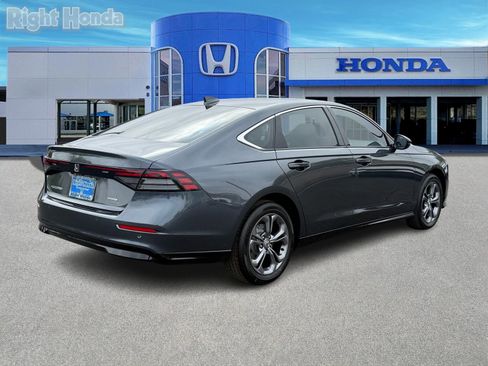 Used 2026 Honda Accord EX-L image 8