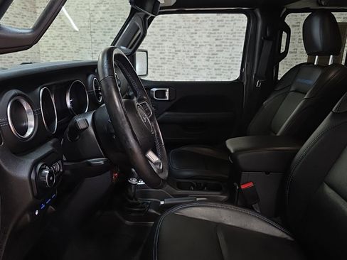 Used 2022 Jeep Wrangler Unlimited Rubicon 4xe AWD/4WD image 22