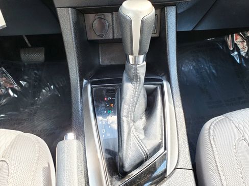 Used 2016 Toyota Corolla LE FWD image 39