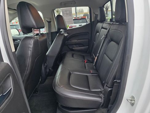 Used 2017 GMC Canyon SLT image 9