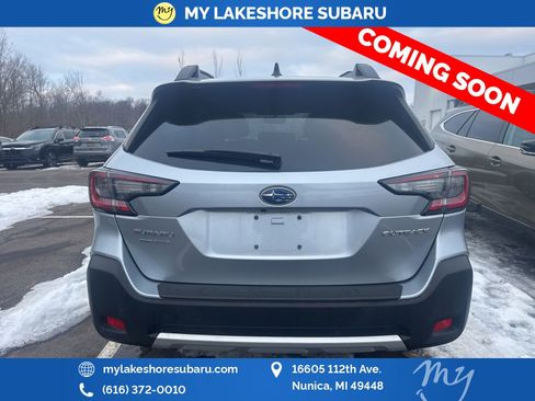 Used 2023 Subaru Outback Limited image 8