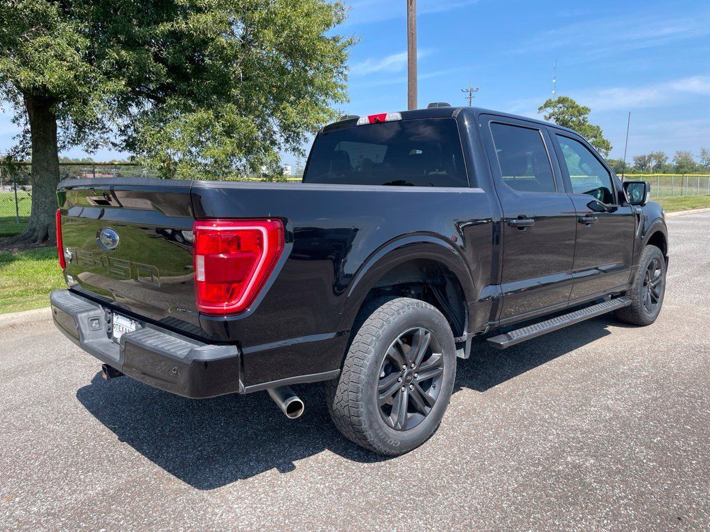 Used 2021 Ford F150 XLT w/ Equipment Group 302A High AWD/4WD image 7