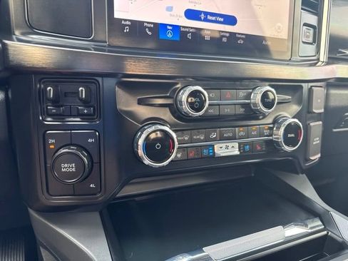 Used 2025 Ford F250 Lariat AWD/4WD image 5