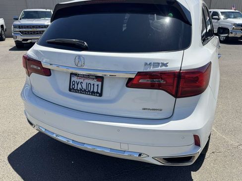 Used 2020 Acura MDX SH-AWD w/ Advance Package image 9