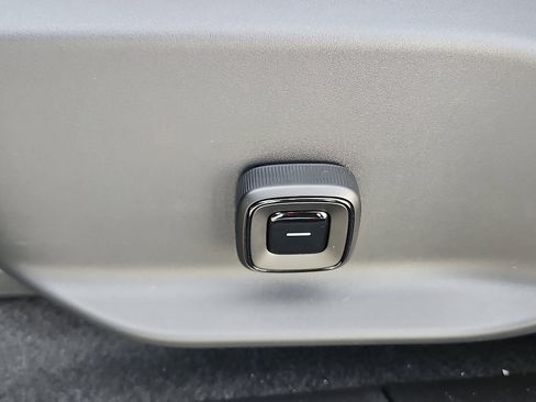 New 2026 Volvo EX30 Plus image 13