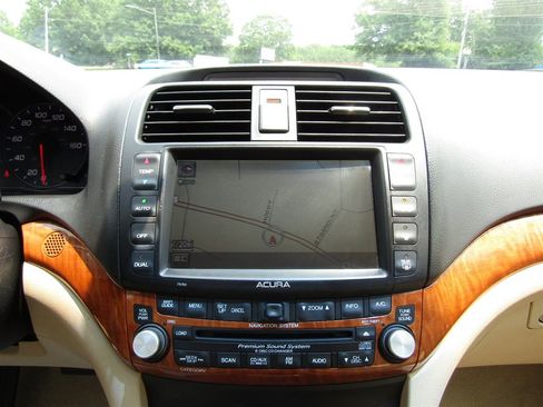 Used 2008 Acura TSX w/ Navigation FWD image 25