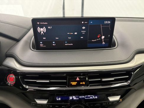 Used 2022 Acura MDX w/ Technology Package FWD image 30