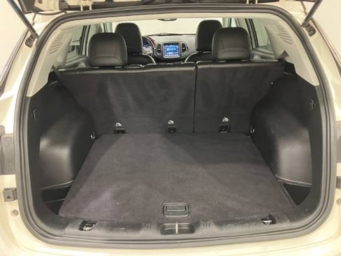 Used 2020 Jeep Compass Trailhawk AWD/4WD image 5