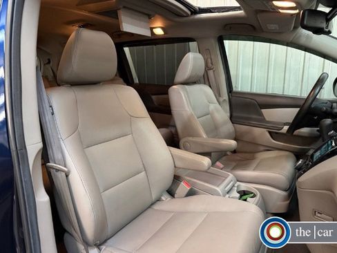Used 2014 Honda Odyssey EX-L image 12