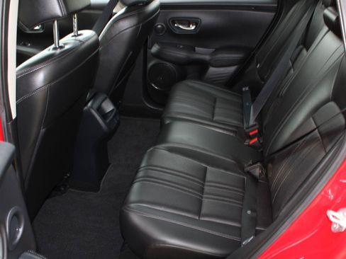Certified 2024 Honda HR-V EX-L image 18