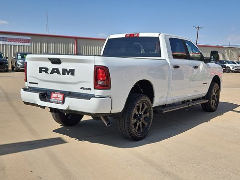 Used 2025 RAM 2500 Big Horn AWD/4WD image 3