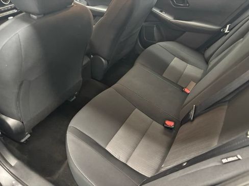 Used 2024 Nissan Sentra SV FWD image 8