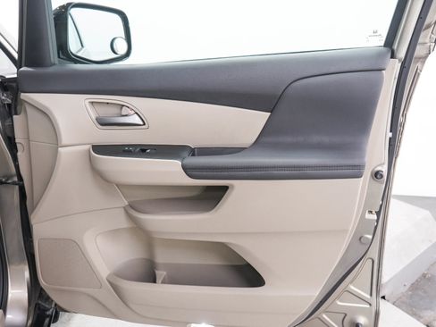 Used 2013 Honda Odyssey EX-L image 12