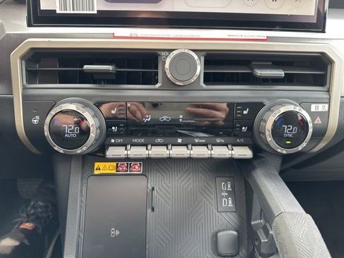 New 2026 Toyota Tacoma TRD Off-Road AWD/4WD image 16
