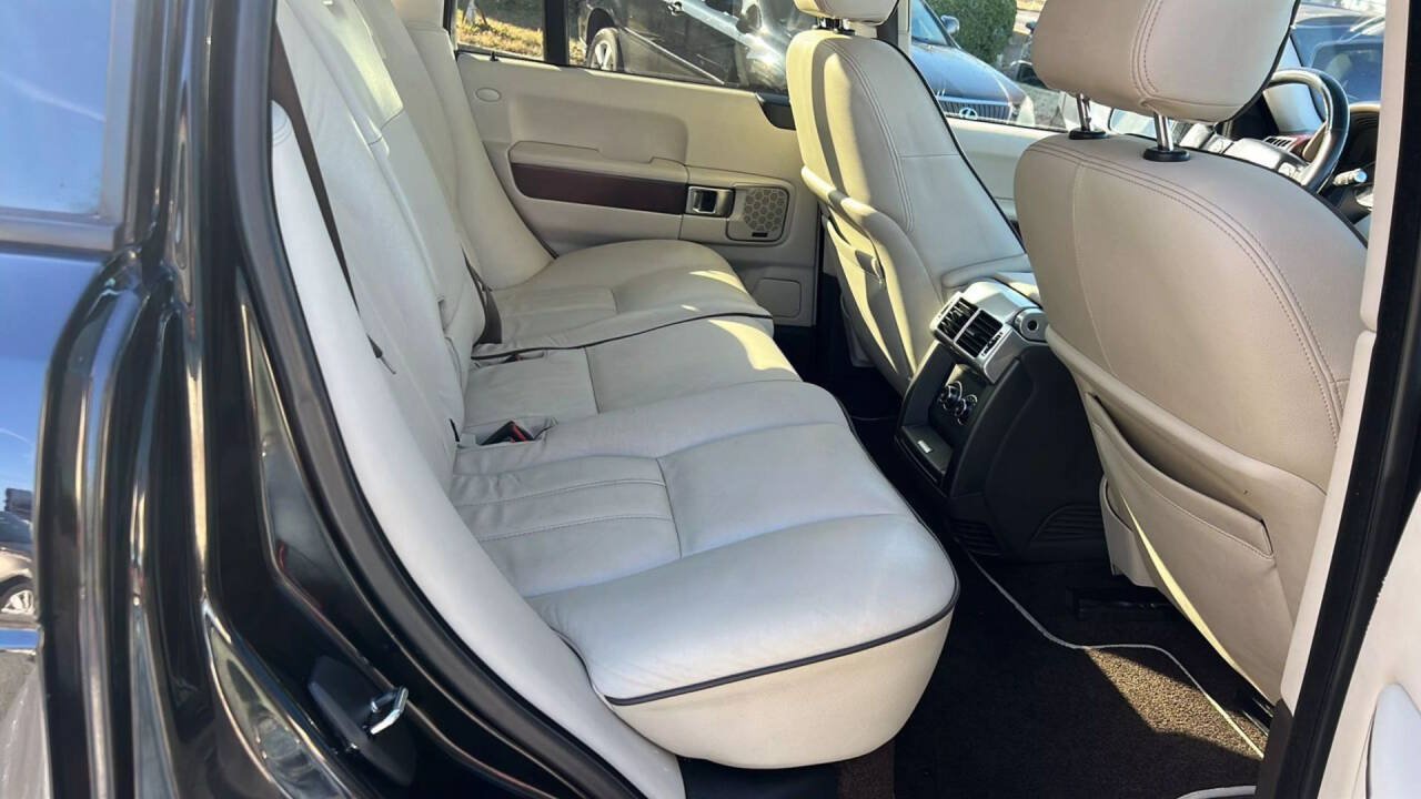 Used 2011 Land Rover Range Rover HSE AWD/4WD image 22