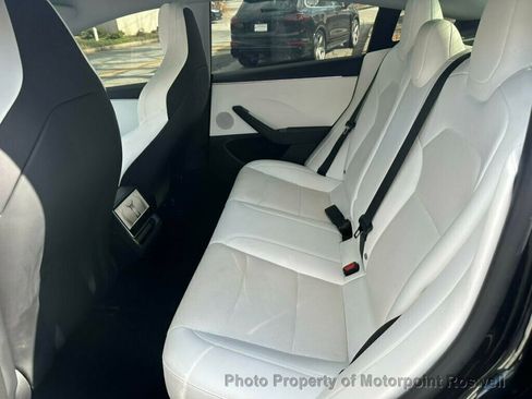 Used 2024 Tesla Model 3 Performance image 18
