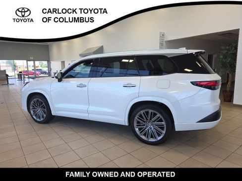 Used 2025 Lexus TX 350 AWD w/ Technology Package image 9