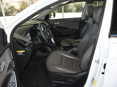 Used 2017 Hyundai Santa Fe Sport image 7