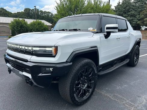Used 2025 GMC Hummer EV 2X w/ LPO, Dark Essentials Package AWD/4WD image 70