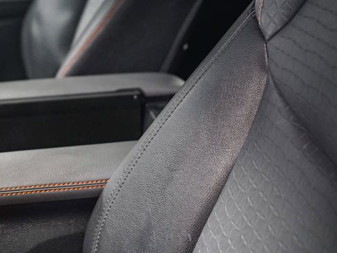 Used 2024 Toyota Sienna XSE w/ XSE Plus Package image 21