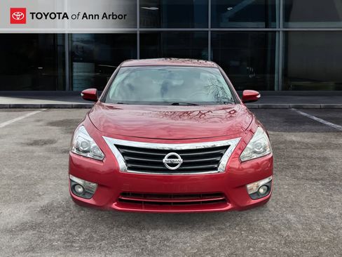 Used 2015 Nissan Altima 2.5 SV w/ Convenience Package image 13