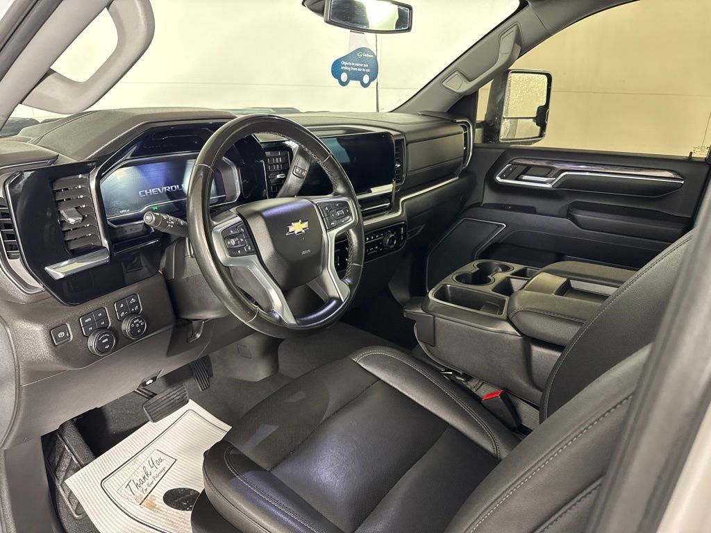 Certified 2024 Chevrolet Silverado 2500 LTZ AWD/4WD image 17