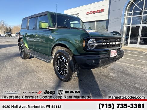 Used 2025 Ford Bronco Outer Banks image 2