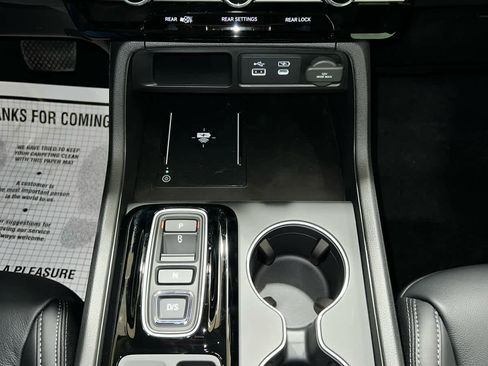 New 2025 Honda Pilot Touring image 28