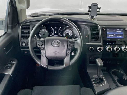 Used 2022 Toyota Sequoia TRD Sport AWD/4WD image 23