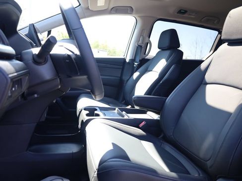 New 2026 Honda Odyssey EX-L image 12