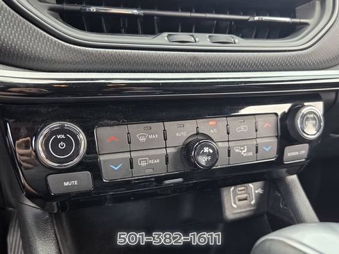 Used 2024 Jeep Compass Trailhawk AWD/4WD image 21
