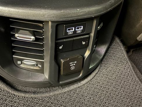 Used 2019 RAM 2500 Laramie image 37