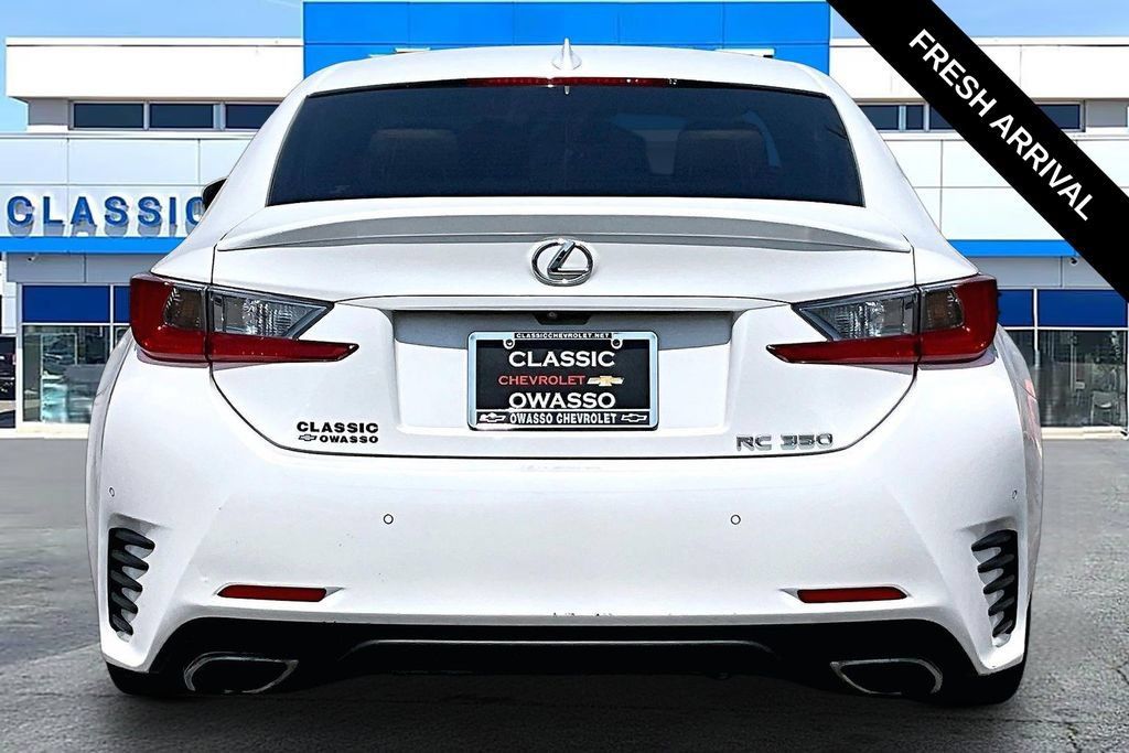 Used 2015 Lexus RC 350 w/ Luxury Package RWD image 4