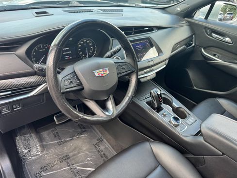 Used 2019 Cadillac XT4 Sport w/ Cold Weather Package AWD/4WD image 10
