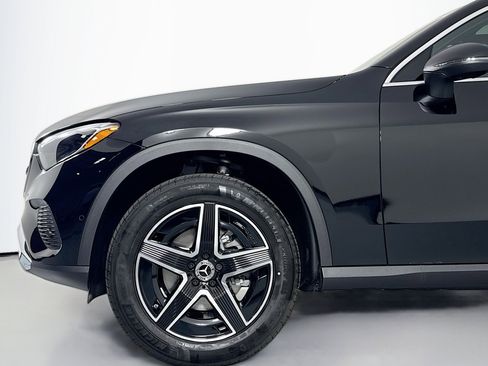 New 2026 Mercedes-Benz GLC 300 image 9