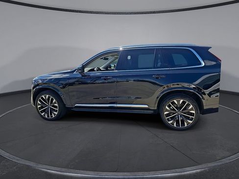Certified 2026 Volvo XC90 B6 Plus AWD/4WD image 2