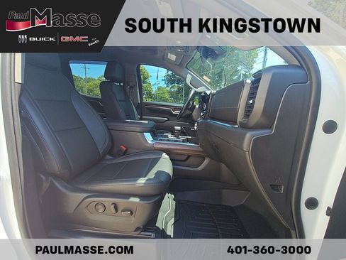 Used 2022 GMC Sierra 1500 SLT w/ SLT Convenience Package AWD/4WD image 22