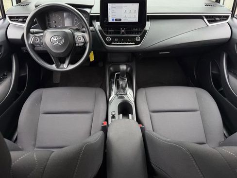 Used 2025 Toyota Corolla LE image 11