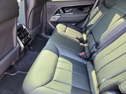 New 2026 Land Rover Range Rover SE AWD/4WD image 5