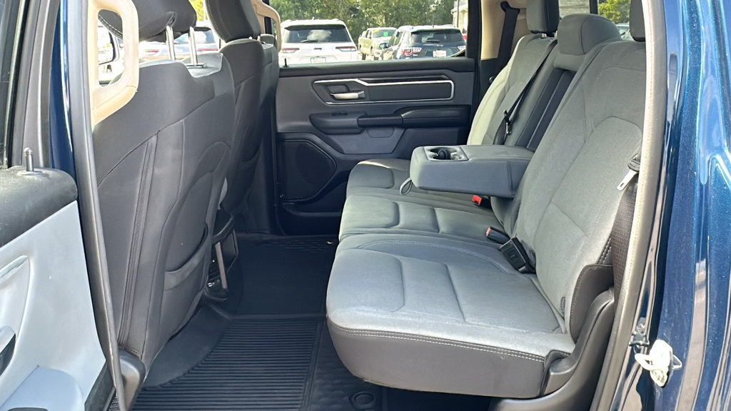 Used 2020 RAM 1500 Big Horn AWD/4WD image 30