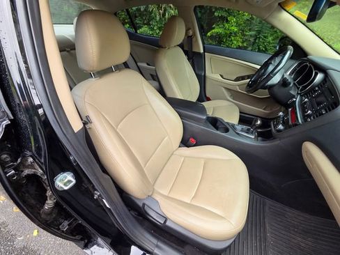 Used 2014 Kia Optima EX FWD image 21