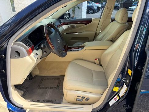 Used 2012 Lexus LS 460 w/ Luxury Value Edition image 20