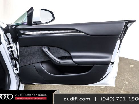 Used 2022 Tesla Model S Plaid image 24