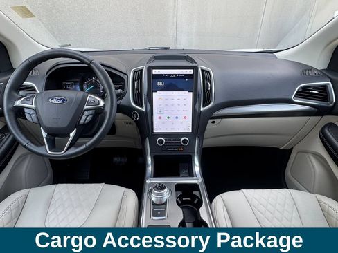 Used 2024 Ford Edge Titanium w/ Equipment Group 301A AWD/4WD image 8