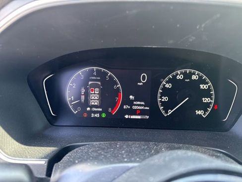 Used 2024 Honda Pilot Touring image 6