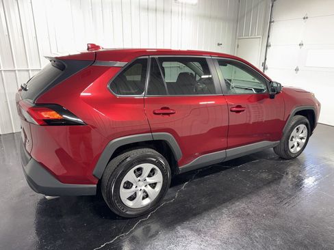 Used 2025 Toyota RAV4 LE AWD/4WD image 3