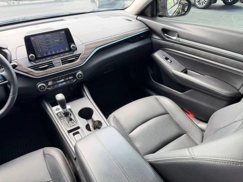 Used 2019 Nissan Altima 2.5 Platinum AWD/4WD image 7