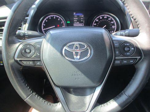Used 2024 Toyota Camry SE w/ Convenience Package FWD image 8