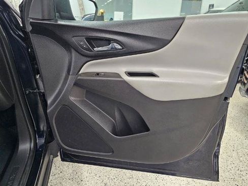 Used 2021 Chevrolet Equinox LS w/ LS Convenience Package FWD image 32