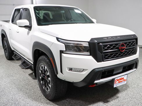 Used 2024 Nissan Frontier PRO-4X w/ Off-Road Protection Package image 5